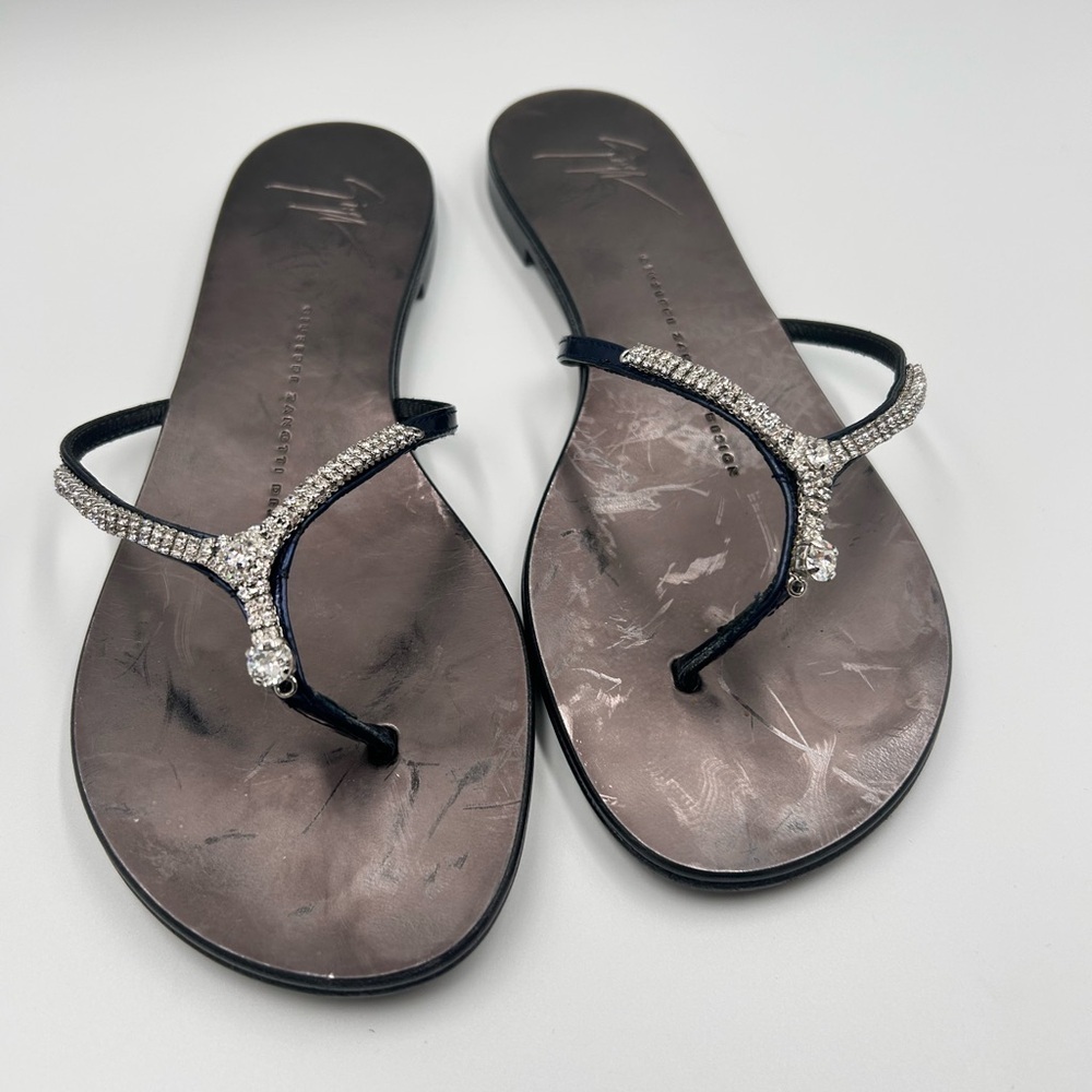 Giuseppe Zanotti embellished rhinestone thong crystal sandals